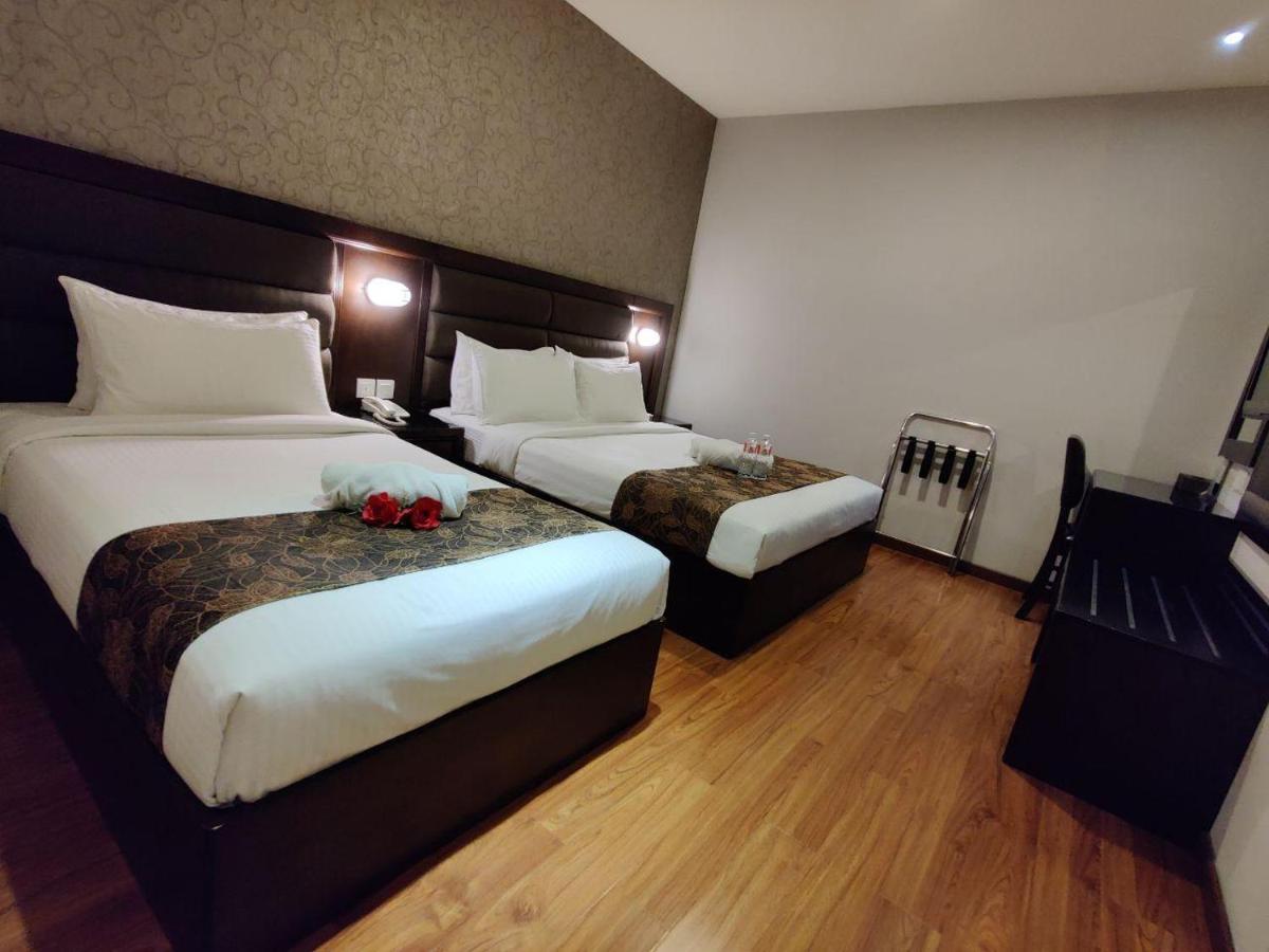 Castello Hotel Кулай Екстер'єр фото