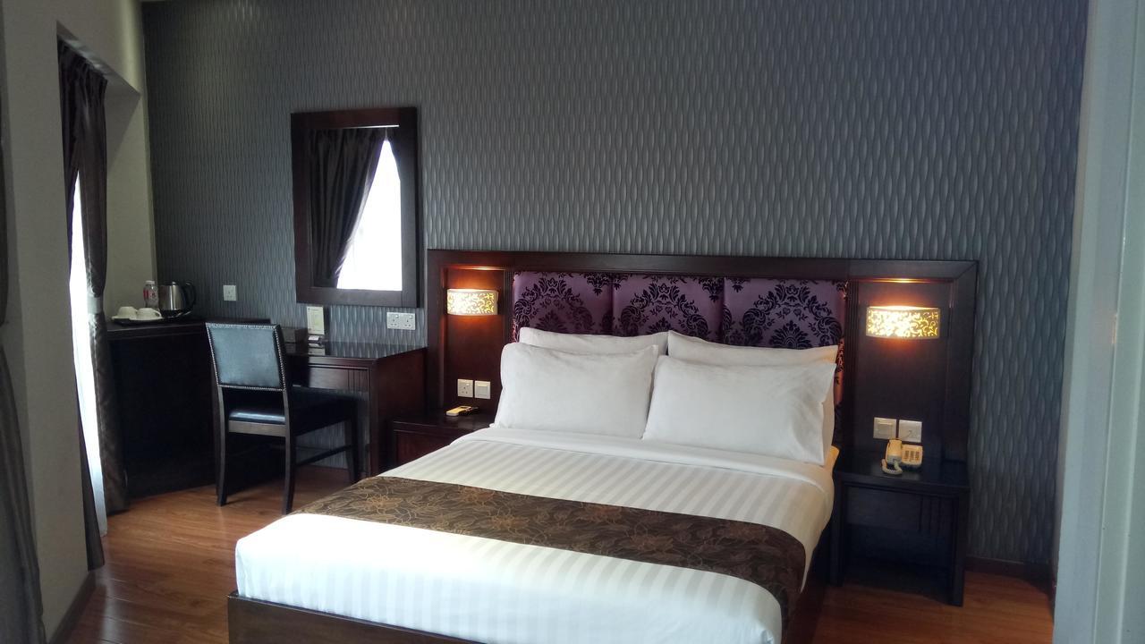 Castello Hotel Кулай Екстер'єр фото